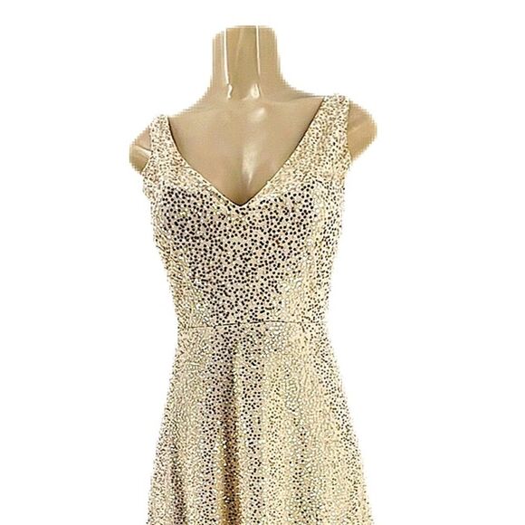 Baltic Born Cream colored Maxi Sleeveless Sequin Dress w/ beaded Pearl accent’s - Picture 3 of 10
